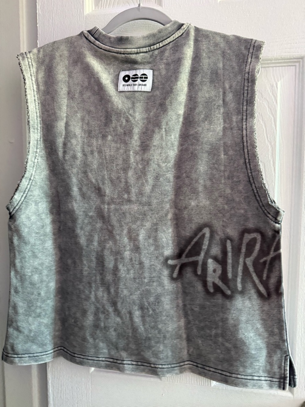 BTS Tour Shirt - Sleeveless Grey - Picture 4 of 6